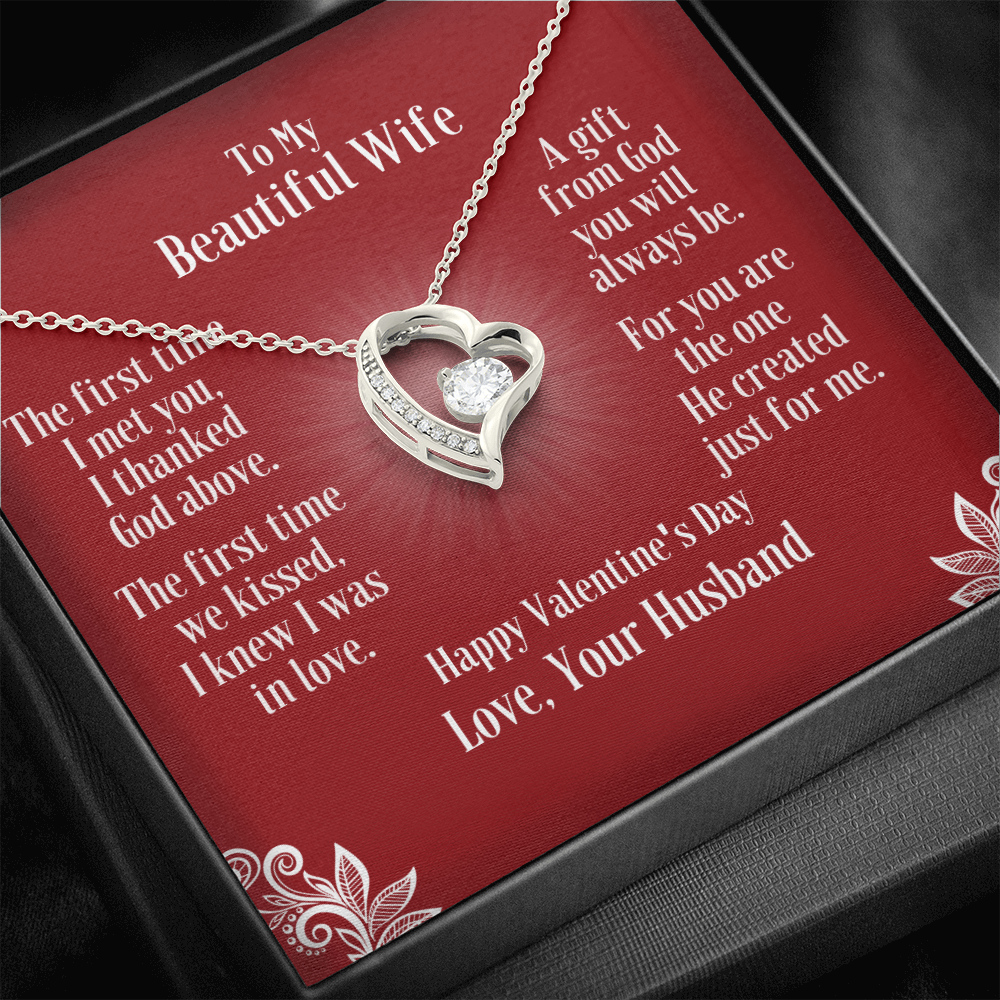 To Wife - Heart Necklace With Valentine's First Time I Met You Message Card