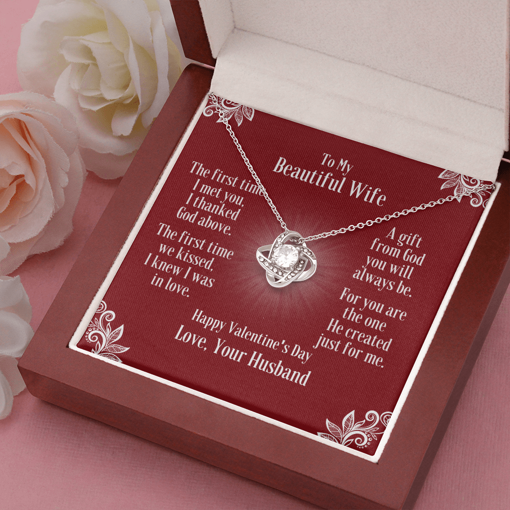 To Wife - Love Knot Necklace With Valentine's First Time I Met You Message Card