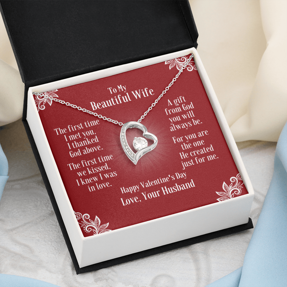 To Wife - Heart Necklace With Valentine's First Time I Met You Message Card