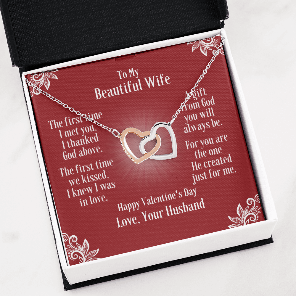 To Wife - Interlocked Hearts Necklace With Valentine's First Time I Met You Message Card