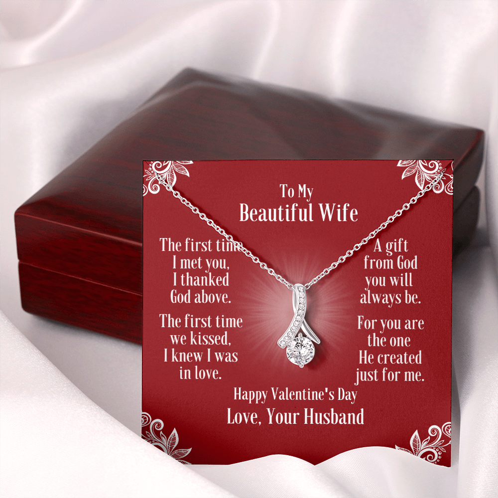 To Wife - Ribbon Shaped Necklace With Valentine's First Time I Met You Message Card