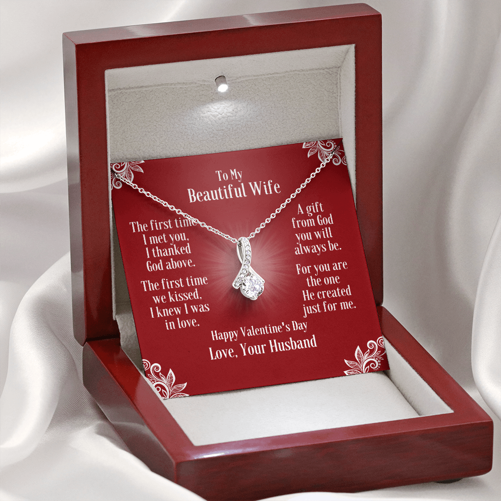 To Wife - Ribbon Shaped Necklace With Valentine's First Time I Met You Message Card
