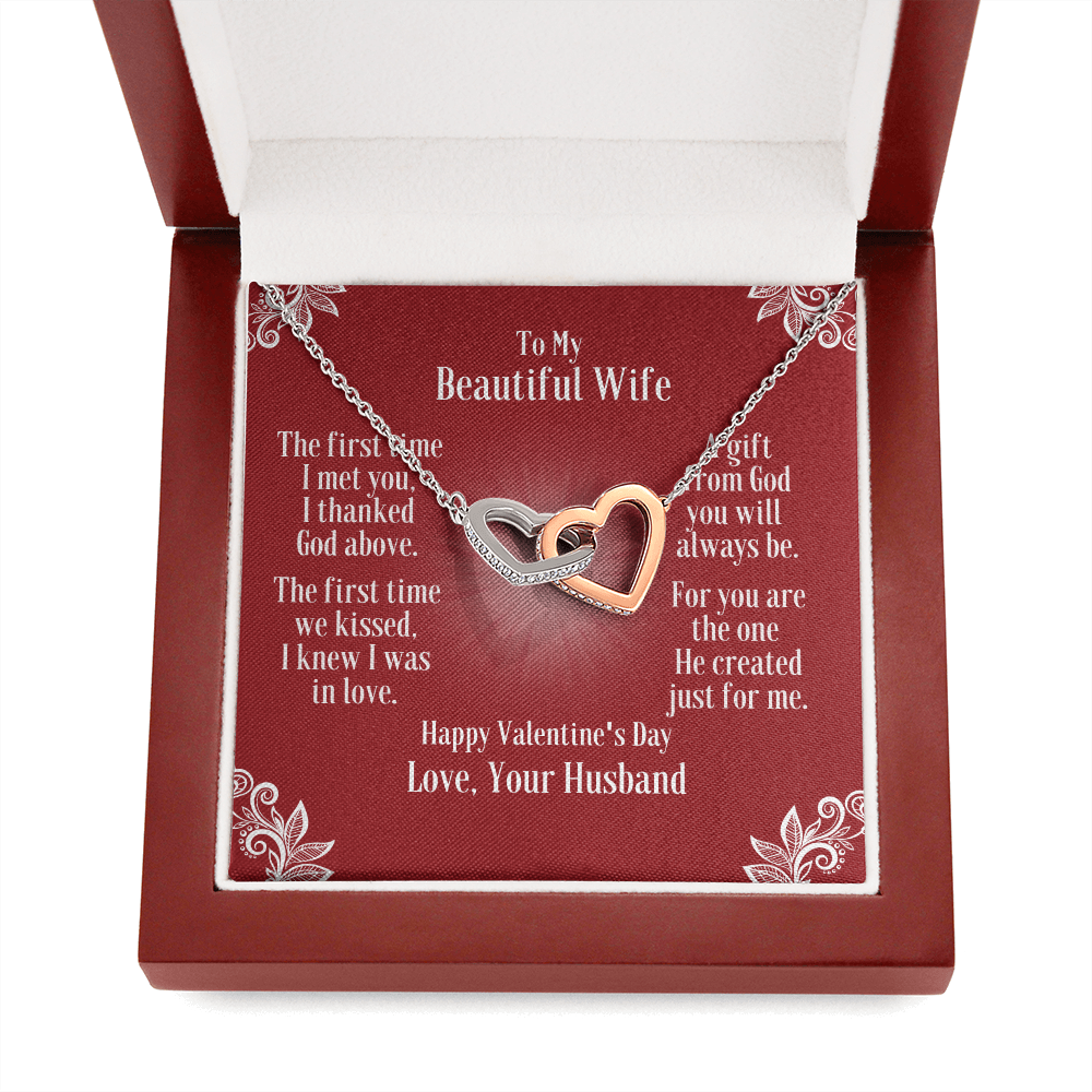 To Wife - Interlocked Hearts Necklace With Valentine's First Time I Met You Message Card