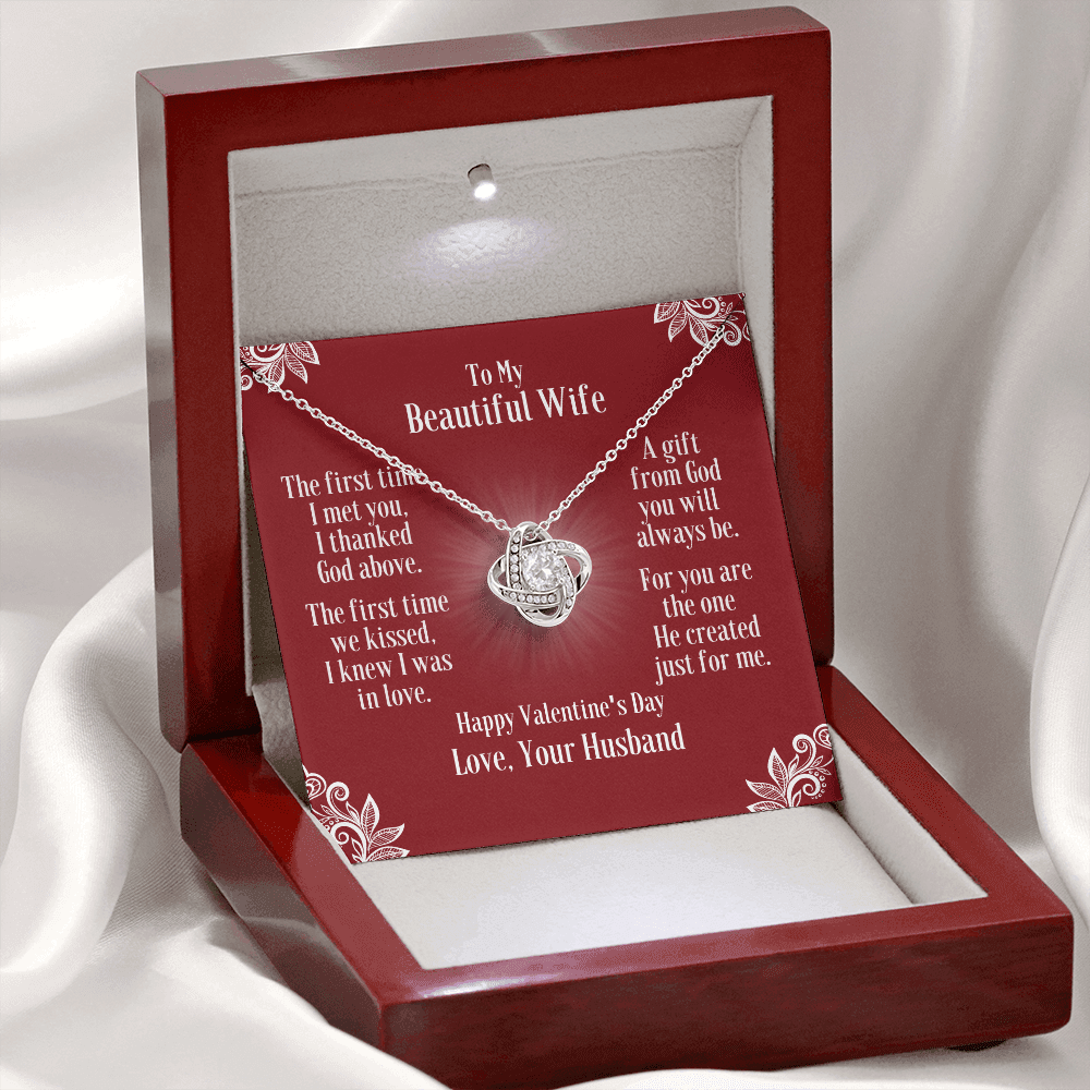 To Wife - Love Knot Necklace With Valentine's First Time I Met You Message Card